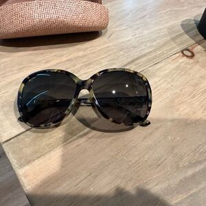 Maui Jim brown tortoise round sunglasses.